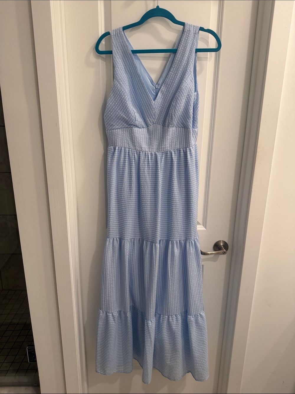 Taylor seersucker blue and white maxi dress - Picture 7 of 12
